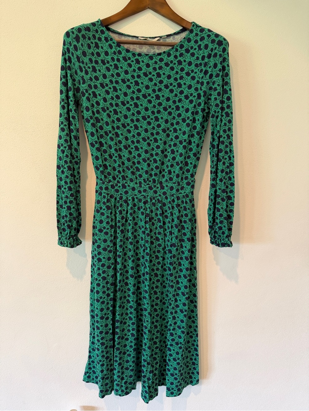 Boden Evelyn Jersey Midi Dress Sapling Leafy Bud Green Navy Floral Pockets Sz 8 - Picture 11 of 11